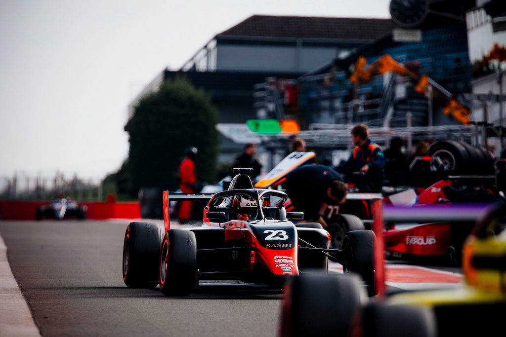 Luca Magnussen sætter forventninger højt inden GB4-finale.
(Foto: Fortec Motorsports)